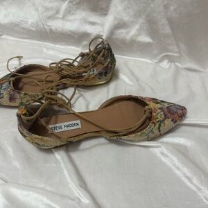 Steve Madden Multicolor Floral Flats